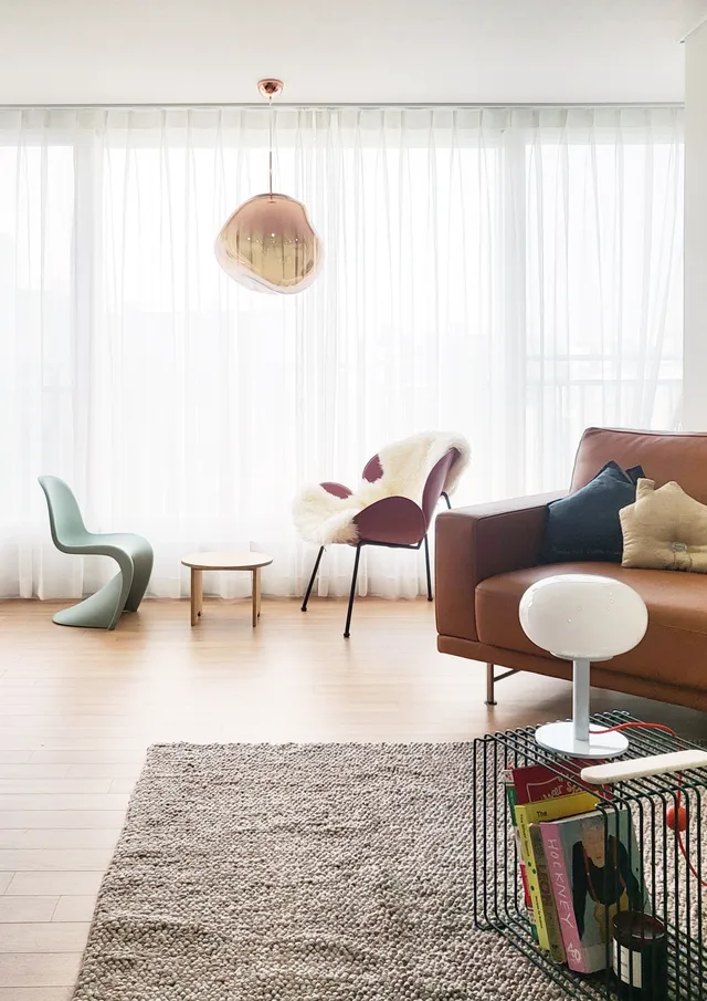 따뜻하고 자연스러운 분위기의, 남산타운 아파트 홈스타일링