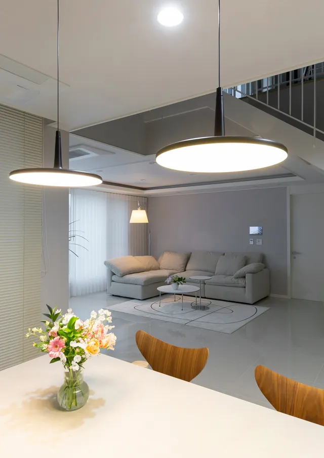 내추럴하면서도 빈티지한, 삼송 라피아노