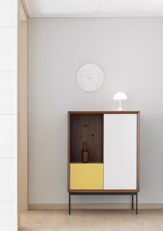 우드와 함께 적당히 포근한, 두산 위브 더 파크 