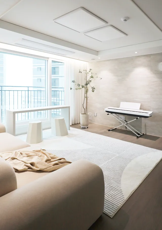 환하고 따뜻한 톤의 집, 일산 어반스카이 홈스타일링