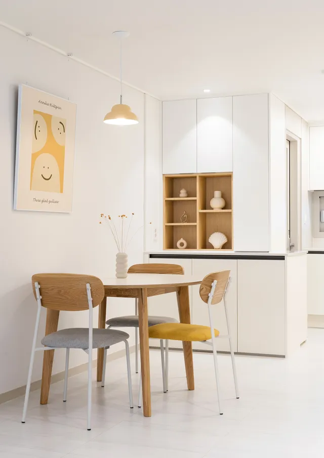 밝고 따뜻한 컬러 포인트, 서한이다음 더퍼스트