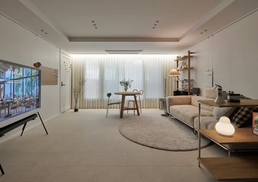 따뜻한 톤 가득 온기 가득한 집, 천안레이크타운 홈스타일링