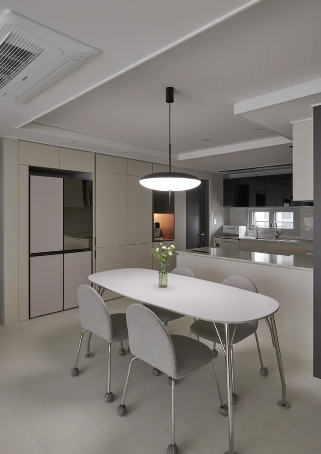 톤 변화로 따뜻한 무드를 살린 신축 스타일링, 제일풍경채그랑포레