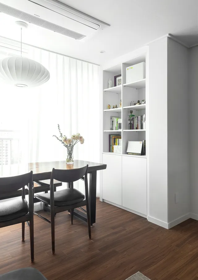 깔끔한 모노 화이트, 역삼 래미안 홈스타일링